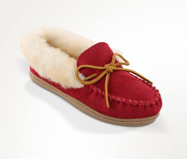 alpine sheepskin moc