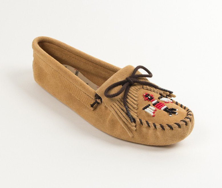 Female Thunderbird Minnetonka Women's Thunderbird Smooth Moccasin